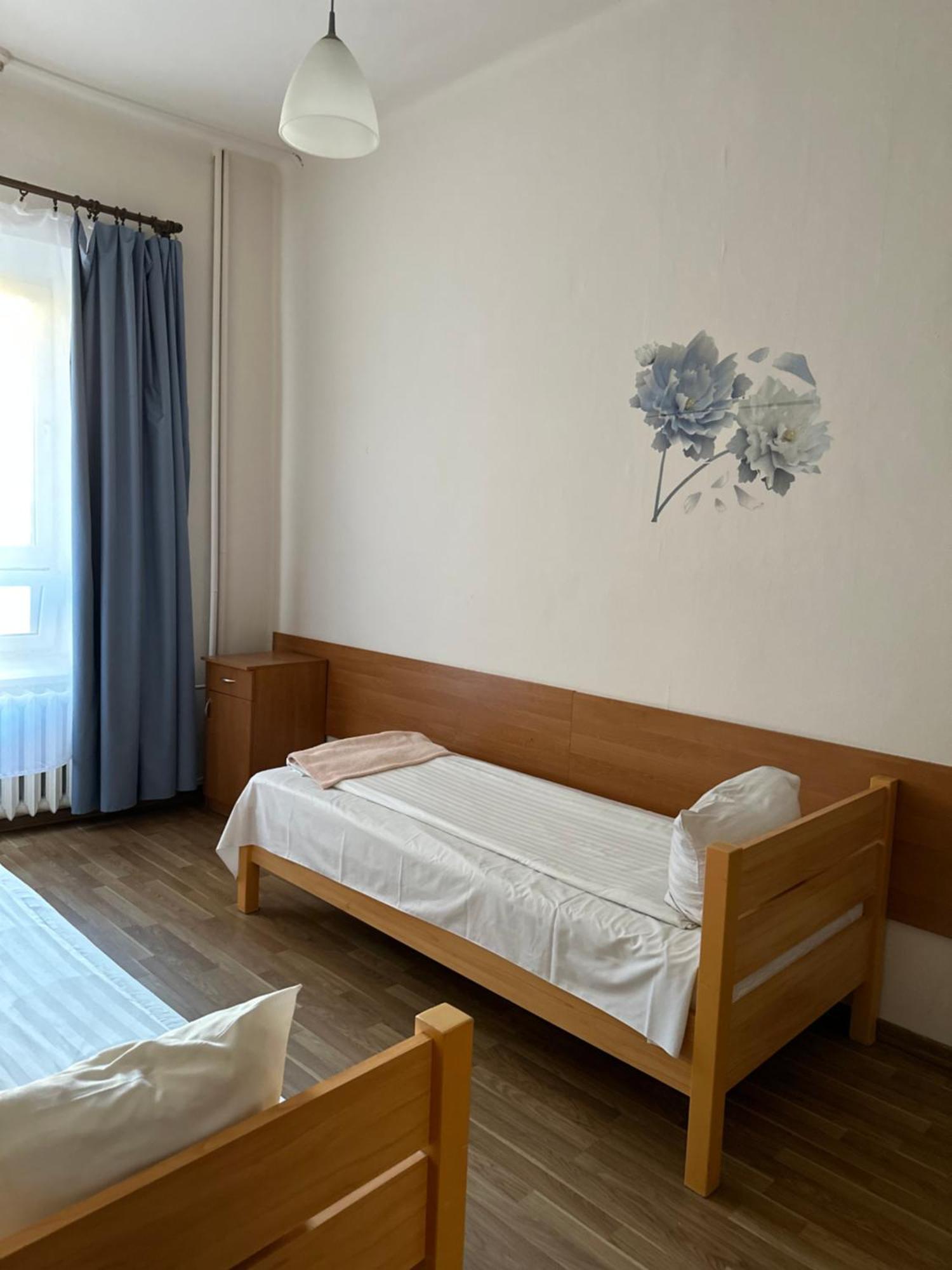 Hotel Haga 쳉스토호바 외부 사진